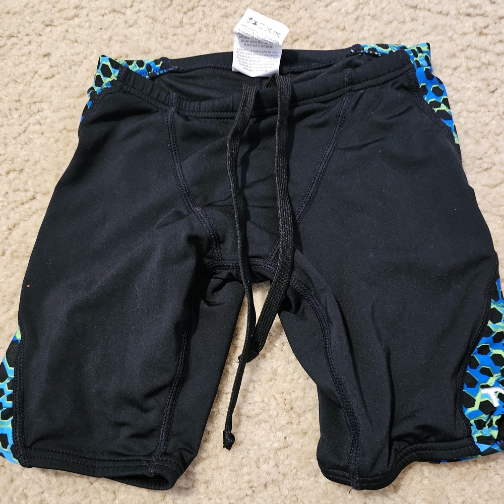 TYR Boys Swim Trunks - Size 22 (6/7)